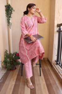 Neev Gulabi Adhikari Set